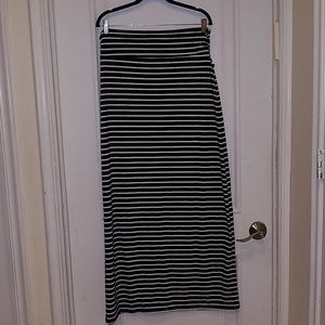 🌟NEW🌟Connection 18 | maxi skirt